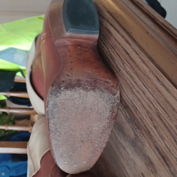 Beautiful brown leather fold-over boots. Leather tie Size 8, lots of life left - Picture 6 of 7